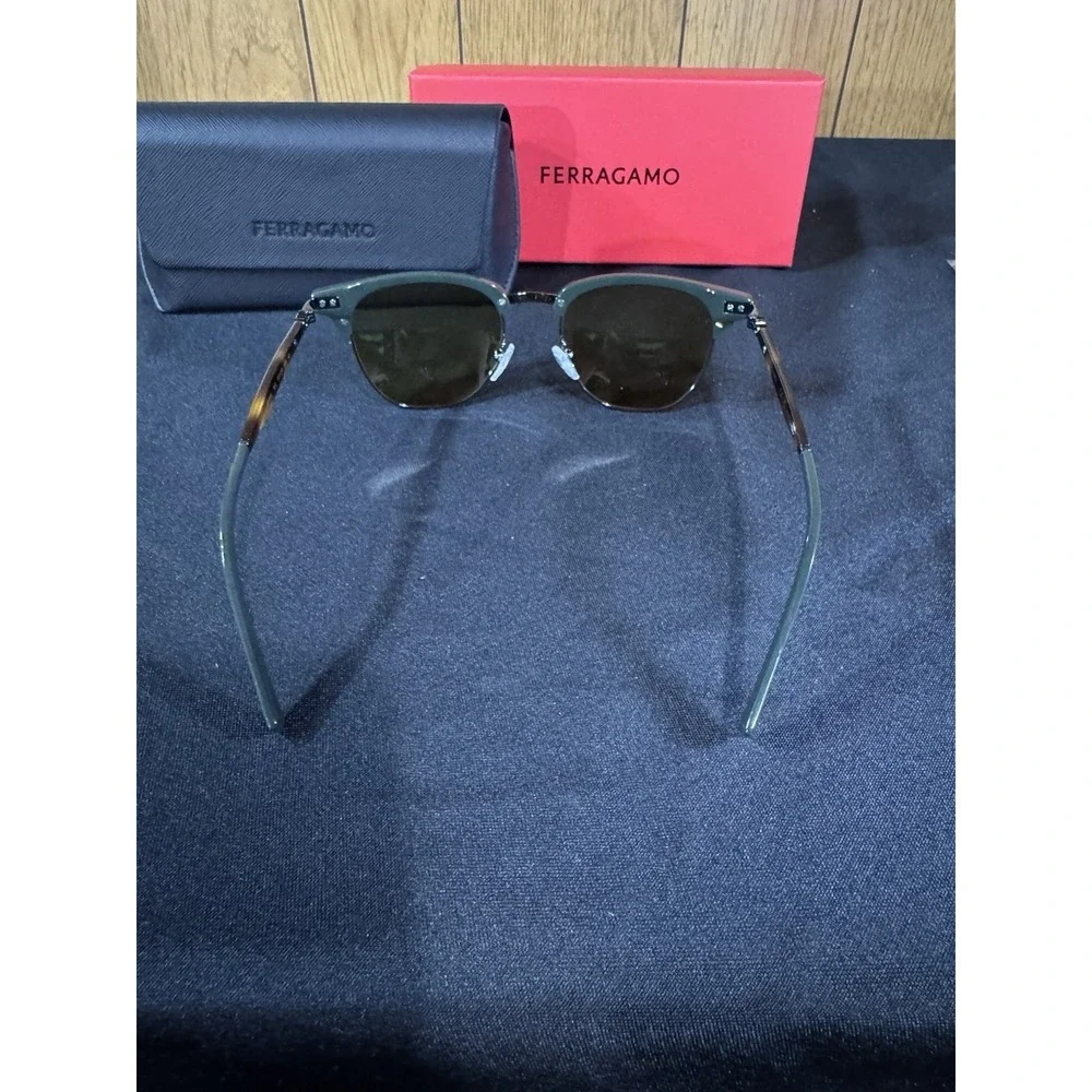 NEW‎ Salvatore Ferragamo SF 307S 302 Olive Green CLUBMASTER Sunglasses & Case
